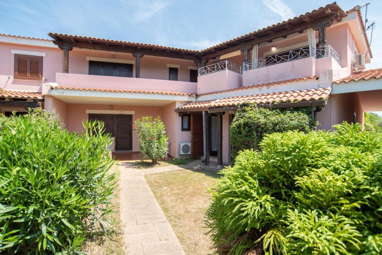 Casa Vacanza Li Menduli San Teodoro Сан Теодоро Екстериор снимка