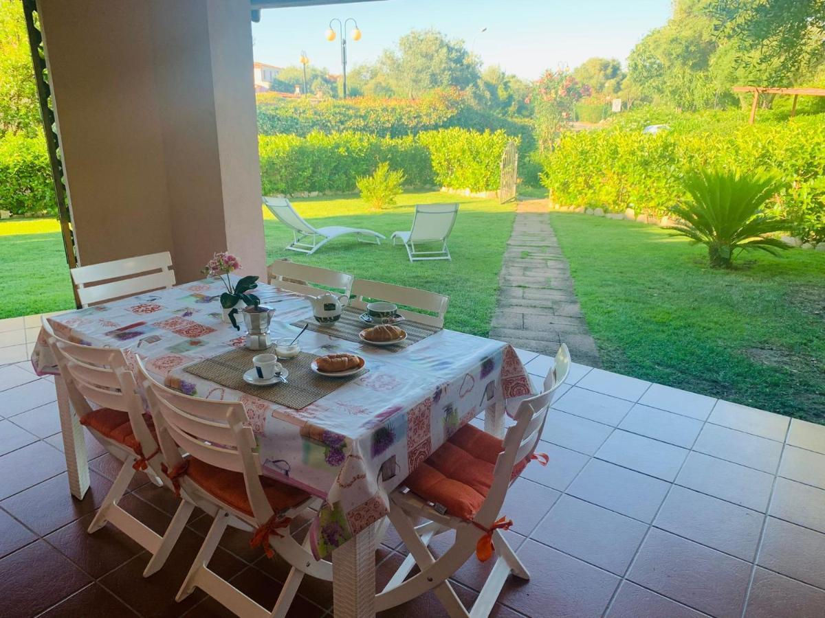 Casa Vacanza Li Menduli San Teodoro Сан Теодоро Екстериор снимка