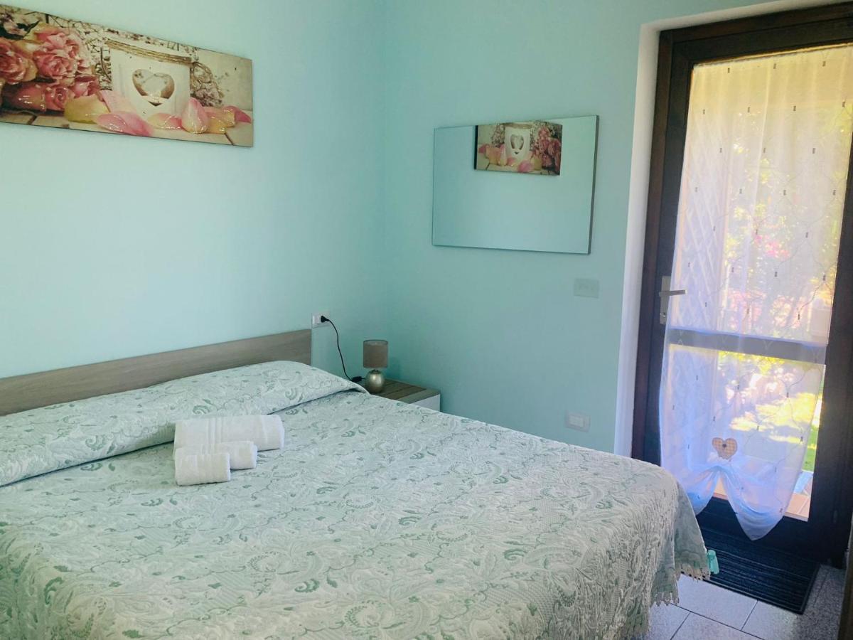 Casa Vacanza Li Menduli San Teodoro Сан Теодоро Екстериор снимка